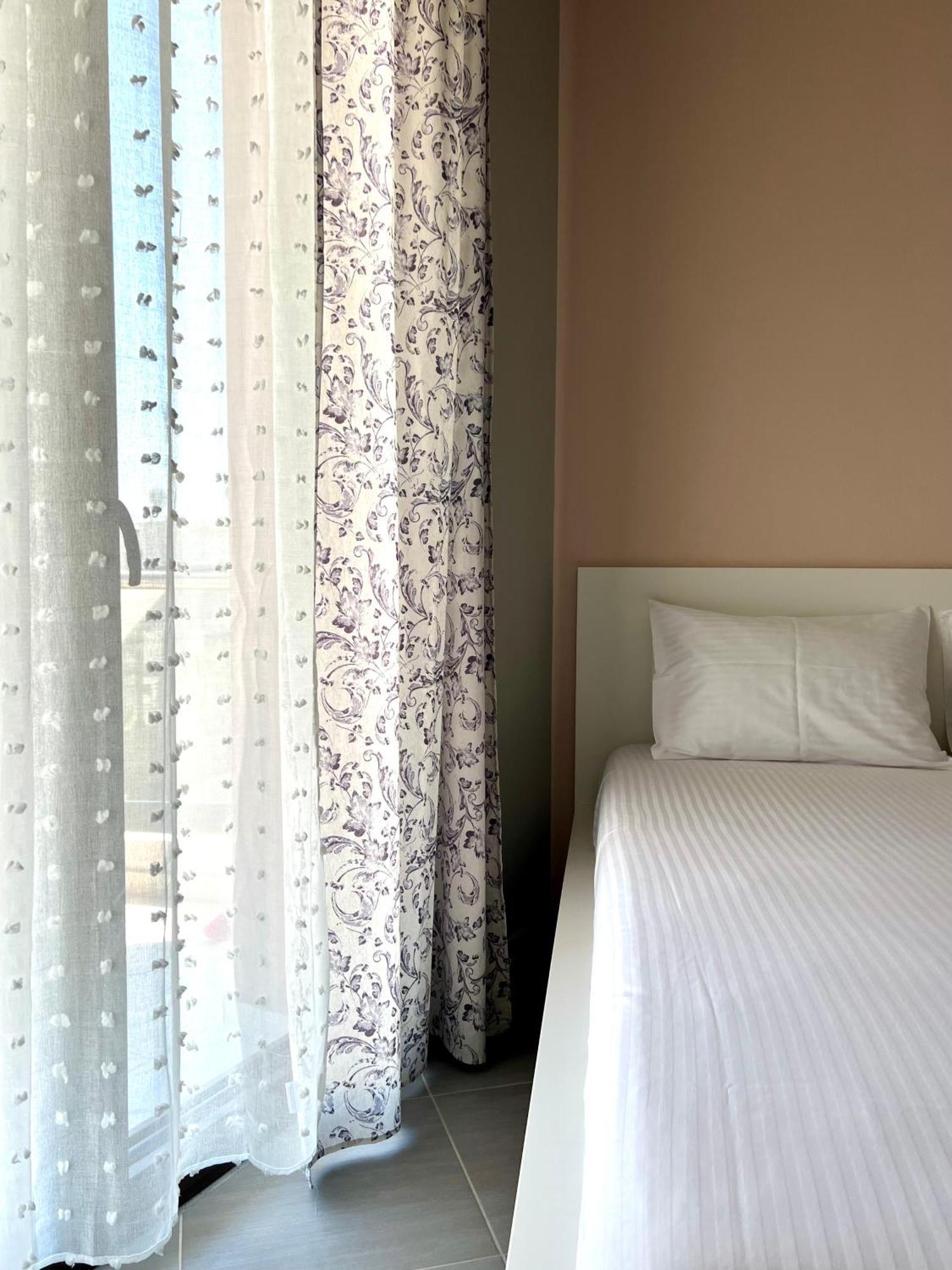 Snappyb Living Spaces อเล็กซานโดรโพลิส ภายนอก รูปภาพ